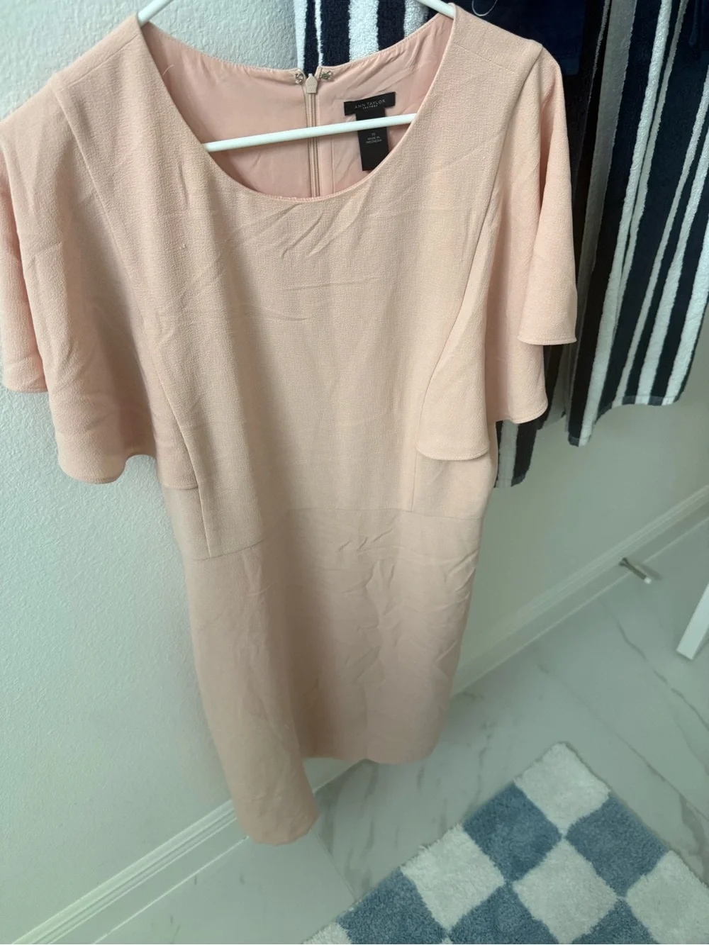 Ann Taylor Factory Soft Blush Flutter Sleeve Midi Dress